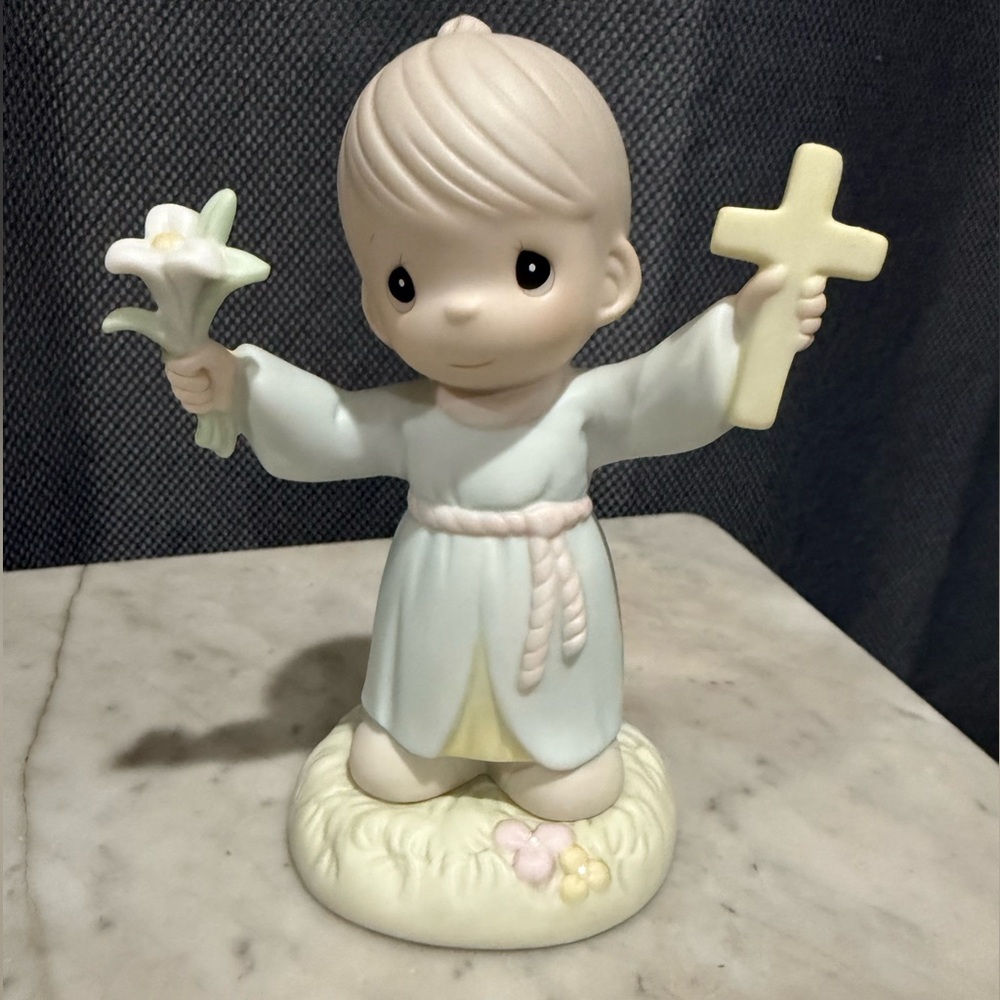 Precious Moments Figurine Hallelujah For The Cross Porcelain‎ Vintage 1994 Boxed